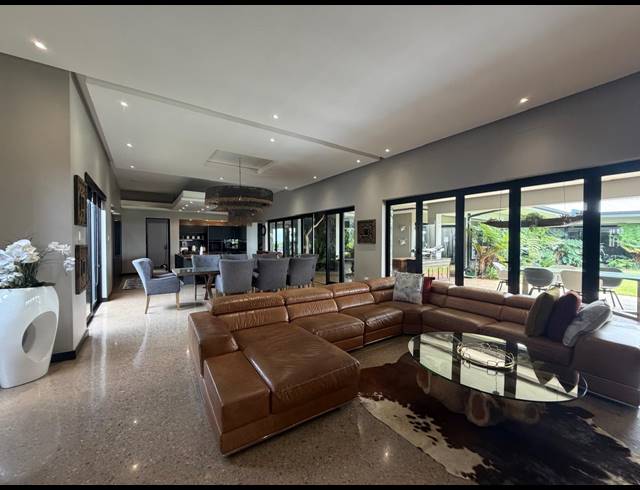 4 BEDROOM FREEHOLD FOR SALE IN ZINI RIVER ESTATE